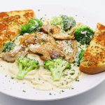 Chicken Alfredo pasta